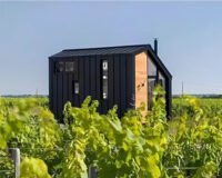 Fully Furnished Mobile Container House On Wheels